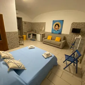 https://casa-rosetta.hotels-amalfi.com